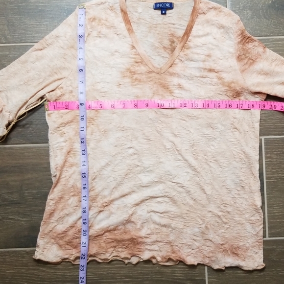 Encore Top - Picture 7 of 8